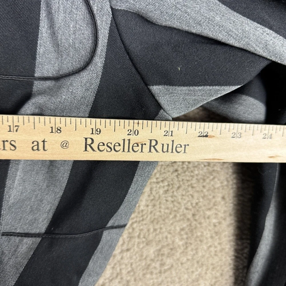 Vtg Canvasbacks Lutton & Horsfield Blazer Womens Small‎ Black Art Patch Jacket - Picture 7 of 11